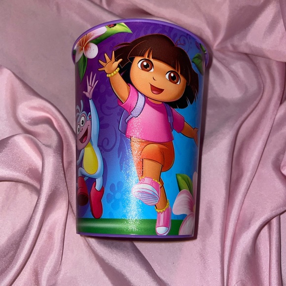 Dora the explorer plastic cup - Picture 2 of 3